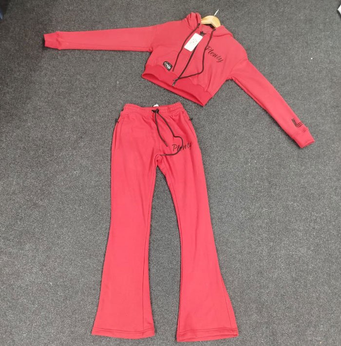 Streetwear bottom manufacturer with matching hoodie